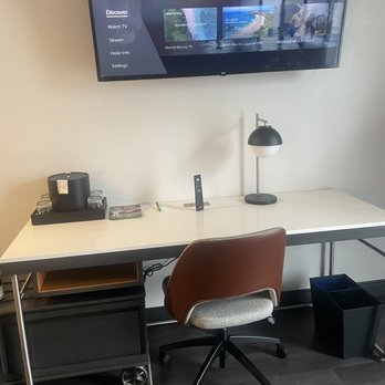 Courtyard by Marriott Raleigh Cary Crossroads - Work station - Hotels Near Me - Cary, North Carolina