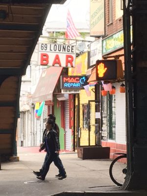 Jackson Heights by null