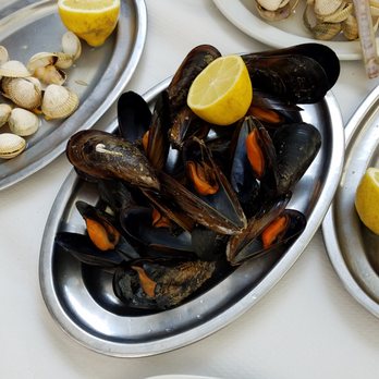 Cocedero La Piedra - * Young oysters (didn't have to pull any greens out). - Seafood Near Me - Vigo, PO Cocedero La Piedra - * Young oysters (didn't have to pull any greens out). - Seafood Near Me - Vigo, PO