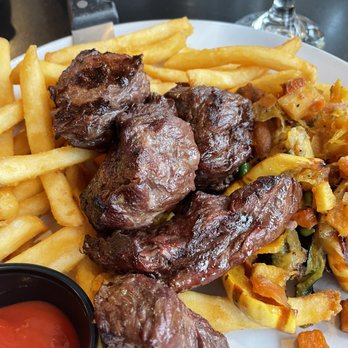 Covered Bridge Farm Table - Marinated steak tips-very tasty - American Near Me - Campton, New Hampshire