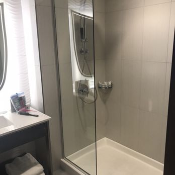 The Westin Jackson - Full size shower - Hotels Near Me - Jackson, Mississippi