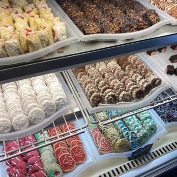Cafe de Paris Bakery - Bakery selection - Bakeries Near Me - Indian Rocks Beach, Florida Cafe de Paris Bakery - Bakery selection - Bakeries Near Me - Indian Rocks Beach, Florida