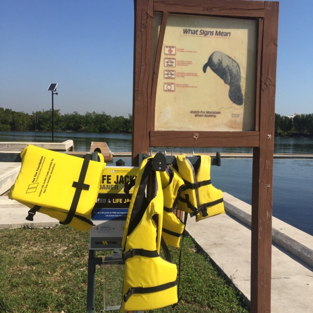 Holland Park - Parks Near Me - Hollywood, Florida