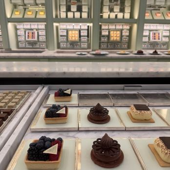 Harrods - Department Stores Near Me - London, XGL
