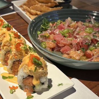 Hikari Sushi - Sushi Bars Near Me - Simi Valley, California