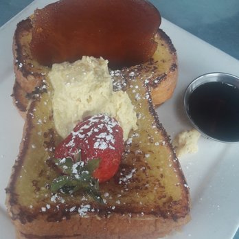 Toast - Creme Bruleé French Toast! - Breakfast & Brunch Near Me - Temecula, California Toast - Creme Bruleé French Toast! - Breakfast & Brunch Near Me - Temecula, California
