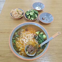 Braised Beef Noodle Soup红烧牛肉面