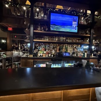 Gibbet Hill Grill - Bar - New American Near Me - Groton, Massachusetts Gibbet Hill Grill - Bar - New American Near Me - Groton, Massachusetts