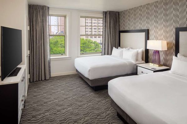 DoubleTree Suites by Hilton Hotel Detroit Downtown - Fort Shelby by null