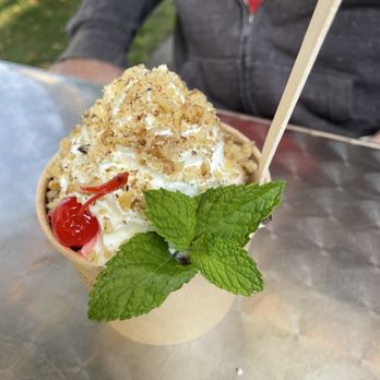 Superior Creamery - Hot fudge sundae. Fresh ground roasted walnuts! - Ice Cream & Frozen Yogurt Near Me - Grand Marais, Minnesota Superior Creamery - Hot fudge sundae. Fresh ground roasted walnuts! - Ice Cream & Frozen Yogurt Near Me - Grand Marais, Minnesota