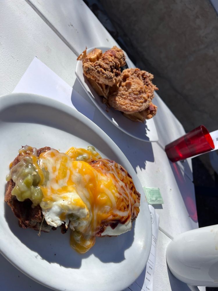 Social spots from Tia B's La Waffleria