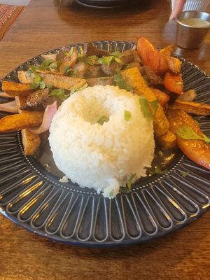 Avenida Peru by null