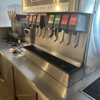 Chipotle Mexican Grill - Drink station - Mexican Near Me - Carle Place, New York