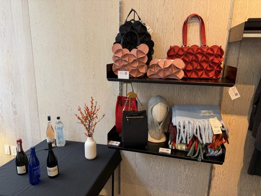 Wolf & Badger by null