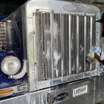 Crossroads Truck Wash - Car Wash Near Me - West Memphis, Arkansas Crossroads Truck Wash - Car Wash Near Me - West Memphis, Arkansas