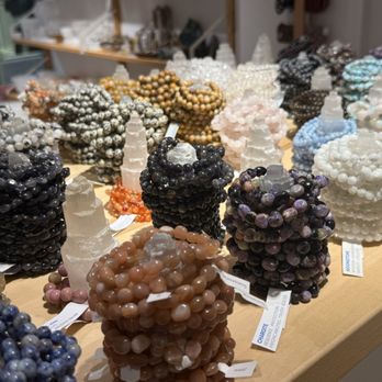 Lemuria Crystal Shop - Jewelry Near Me - Honolulu, Hawaii