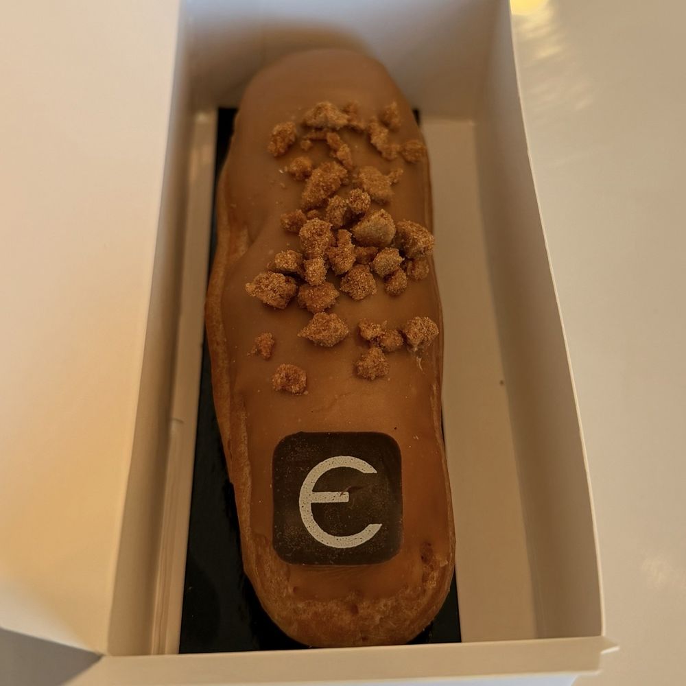 Eclairons - Biscoff eclair - Bakeries Near Me - Alexandria, Virginia Eclairons - Biscoff eclair - Bakeries Near Me - Alexandria, Virginia