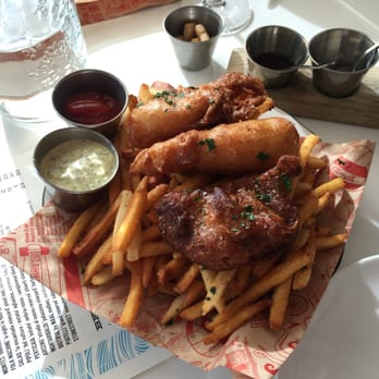 Fishing With Dynamite - Best fish and chips! - Seafood Near Me - Manhattan Beach, California