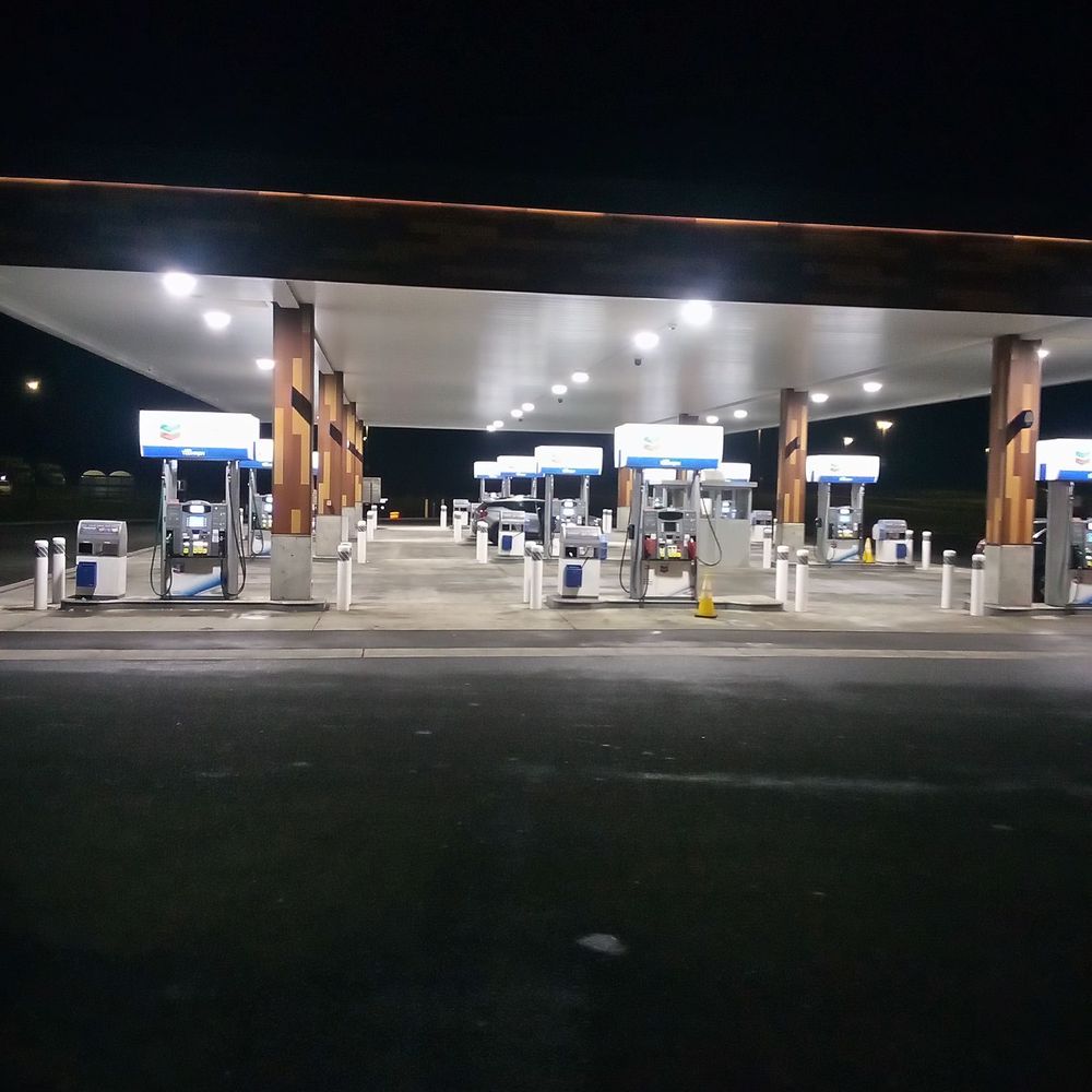 Chevron - Gas pumps - Gas Stations Near Me - Ridgefield, Washington