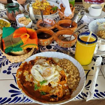 Los Chilaquiles - Awesome chilaquiles - Mexican Near Me - Guadalajara, JAL Los Chilaquiles - Awesome chilaquiles - Mexican Near Me - Guadalajara, JAL