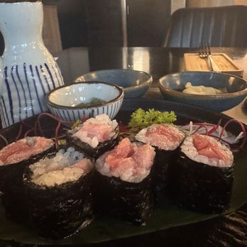 Oiza - Tekka Maki - Sushi Bars Near Me - Fresno, California