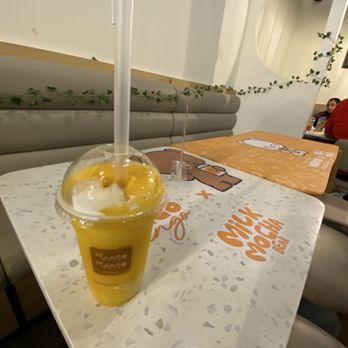 Mango Mango Dessert - Mango with sticky rice - Desserts Near Me - Orlando, Florida Mango Mango Dessert - Mango with sticky rice - Desserts Near Me - Orlando, Florida