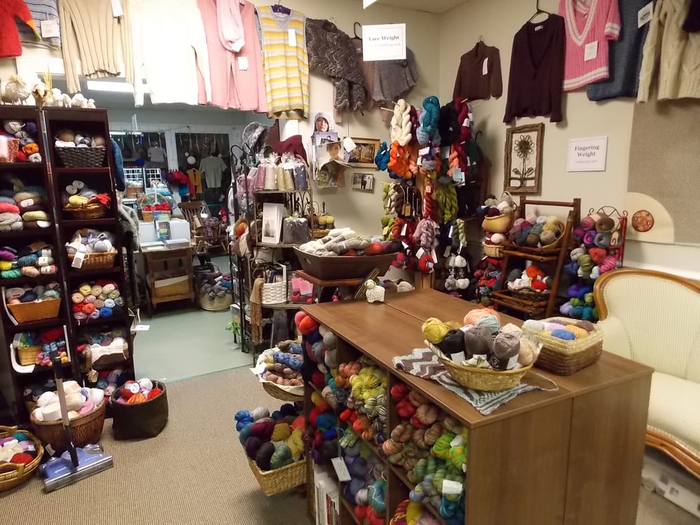 HILLSBOROUGH YARN SHOP Updated August 2024 10 Reviews 114 S