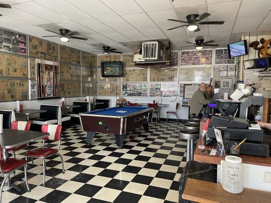 Dawsonville Pool Room by null