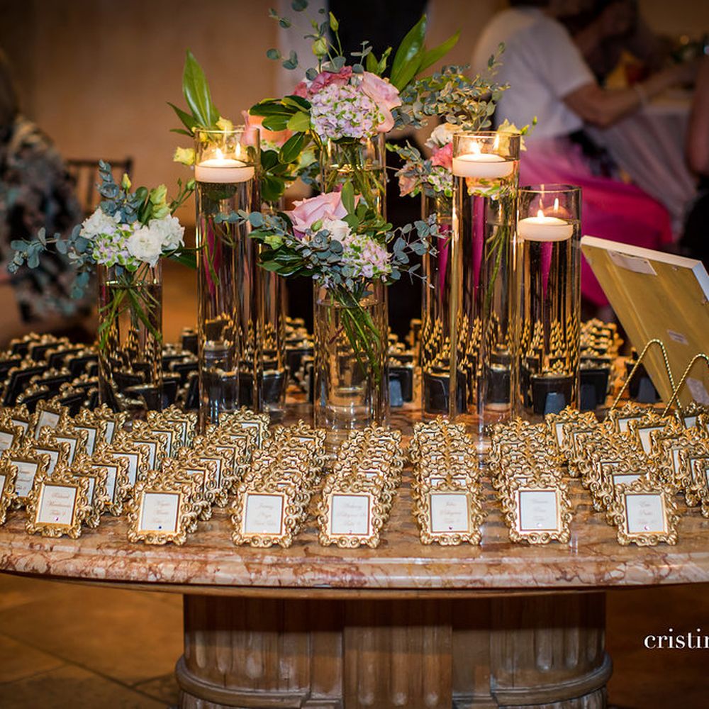 Galleria Marchetti - This table lives at Galleria Marchetti as well as a grand piano which we also used. Such gorgeous touches - Venues & Event Spaces Near Me - Chicago, Illinois Galleria Marchetti - This table lives at Galleria Marchetti as well as a grand piano which we also used. Such gorgeous touches - Venues & Event Spaces Near Me - Chicago, Illinois