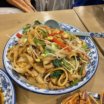 Northern Cafe - B7. Home Style Stir-Fried Sliced Noodle - Noodles Near Me - Monterey Park, California Northern Cafe - B7. Home Style Stir-Fried Sliced Noodle - Noodles Near Me - Monterey Park, California