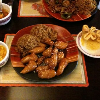 Chan's Restaurant - Sesame Chicken Combo Dinner - Chinese Near Me - Cape Girardeau, Missouri Chan's Restaurant - Sesame Chicken Combo Dinner - Chinese Near Me - Cape Girardeau, Missouri