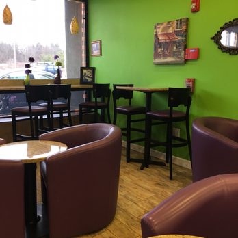 Bagel World - Seating area - Coffee & Tea Near Me - Wappingers Falls, New York Bagel World - Seating area - Coffee & Tea Near Me - Wappingers Falls, New York