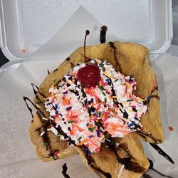 Senor Pepper's Tacos y Mariscos