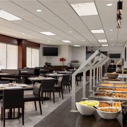 Ramada by Wyndham Del Rio - Restaurant