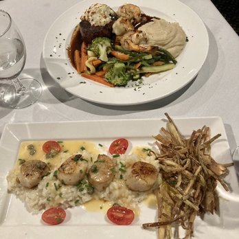 Fresco Steak & Seafood Grill - Surf and turf / scallops special with risotto - Italian Near Me - Milltown, New Jersey