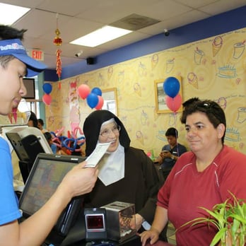 Baskin-Robbins - Ice Cream & Frozen Yogurt Near Me - Pico Rivera, California