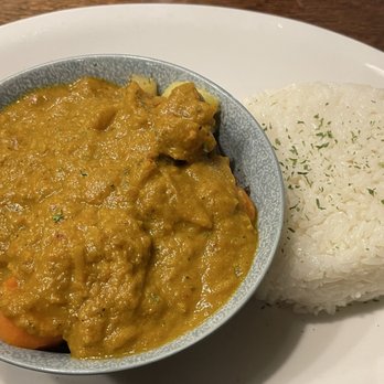 Gorée Cuisine - Lamb Thiou Curry with Lamb - Senegalese Near Me - Chicago, Illinois