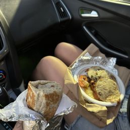 Mulitas + burrito Mulitas + burrito
