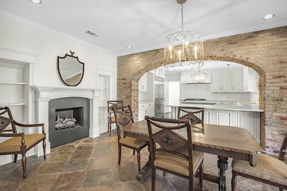 Slide of Chastain Construction