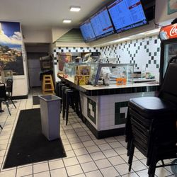 Nicky G's - Great selection of drinks and snacks