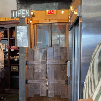 Blue Fish - the open door of a restaurant - Poke Near Me - Tahoe City, California