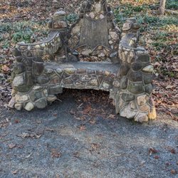 Fisher Park - For a few minutes you can feel like royalty!!