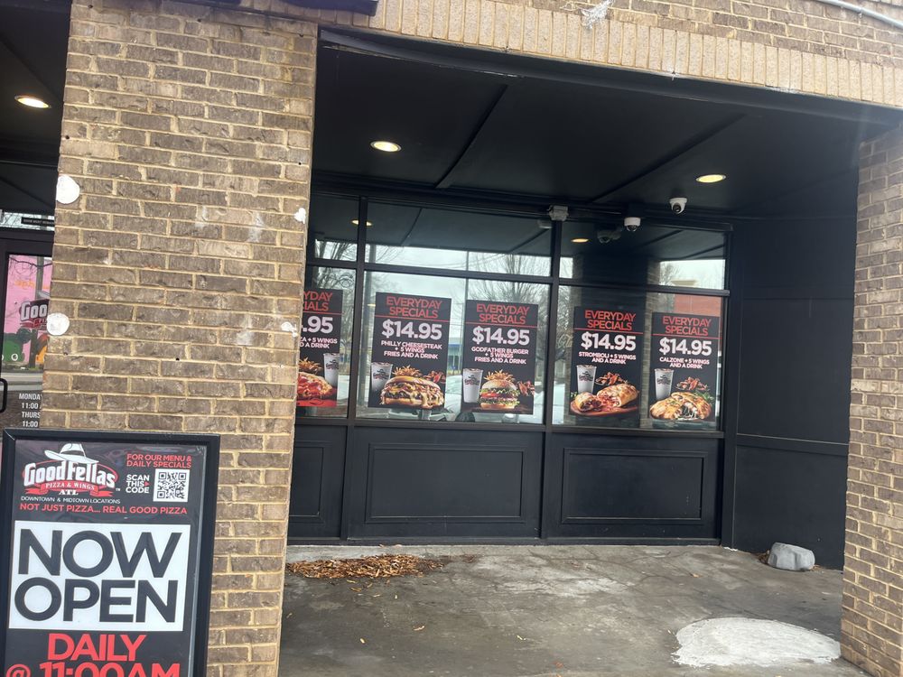Goodfellas Pizza And Wings Westend Logo