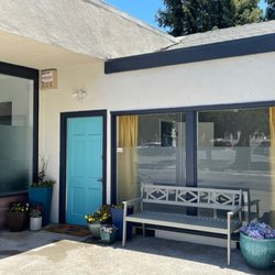 Connection Cafe: A Chiropractic Center