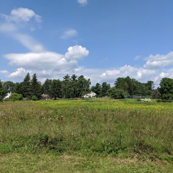 Devonfield Inn - Photo of the inn from the meadow trail. - Hotels Near Me - Lee, Massachusetts