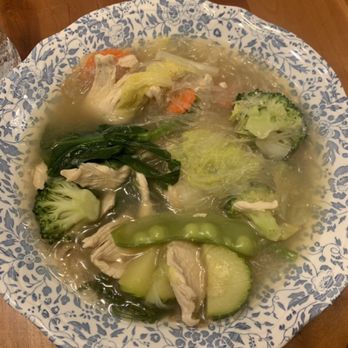 Thai Dishes - Glass noodle soup with chicken (very bland, not great flavor) - Thai Near Me - Briarcliff Manor, New York Thai Dishes - Glass noodle soup with chicken (very bland, not great flavor) - Thai Near Me - Briarcliff Manor, New York