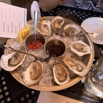 The Hourly Oyster House - Oysters - Seafood Near Me - Cambridge, Massachusetts The Hourly Oyster House - Oysters - Seafood Near Me - Cambridge, Massachusetts