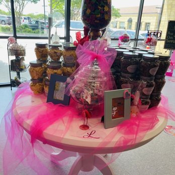 Lizzie Lu Luxury Treats - Desserts Near Me - Irving, Texas