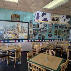 Jersey Joe's Deli - Inside