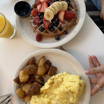 Briarpatch Restaurant - American Near Me - Winter Park, Florida
